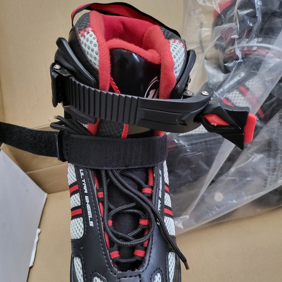 Men's Ultra wheels Black/red rollers - Picture 6 of 9